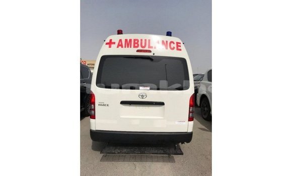 Buy Import Toyota Hiace White Car in Import - Dubai in Bumthang Buy Import Toyota Hiace White Car in Import - Dubai in Bumthang