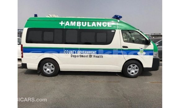 Buy Import Toyota Hiace White Car in Import - Dubai in Bumthang Buy Import Toyota Hiace White Car in Import - Dubai in Bumthang