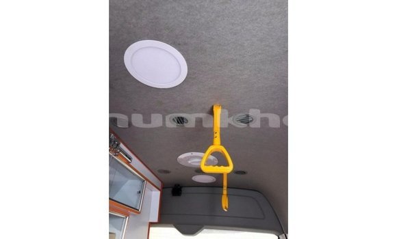 Buy Import Toyota Hiace White Car in Import - Dubai in Bumthang Buy Import Toyota Hiace White Car in Import - Dubai in Bumthang