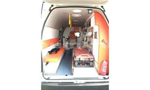 Buy Import Toyota Hiace White Car in Import - Dubai in Bumthang Buy Import Toyota Hiace White Car in Import - Dubai in Bumthang