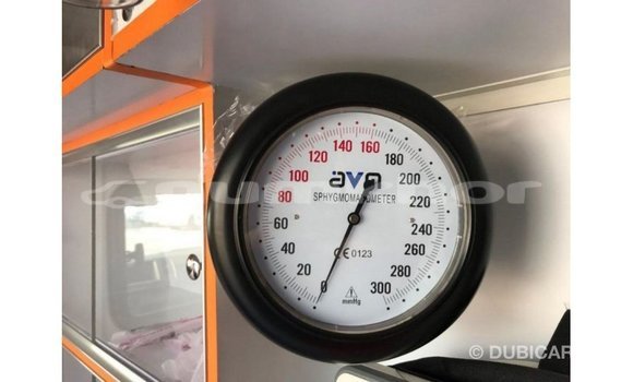 Buy Import Toyota Hiace White Car in Import - Dubai in Bumthang Buy Import Toyota Hiace White Car in Import - Dubai in Bumthang