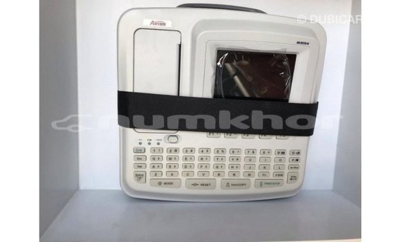 Buy Import Toyota Hiace White Car in Import - Dubai in Bumthang Buy Import Toyota Hiace White Car in Import - Dubai in Bumthang