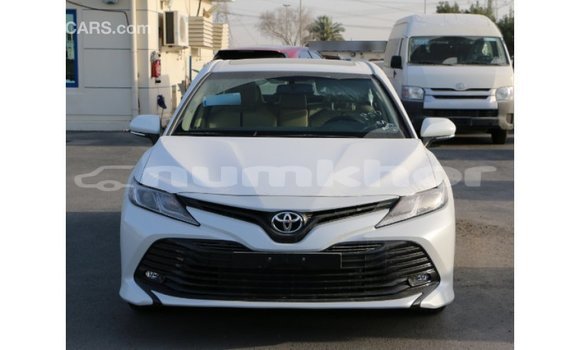 Buy Import Toyota Camry White Car in Import - Dubai in Bumthang Buy Import Toyota Camry White Car in Import - Dubai in Bumthang