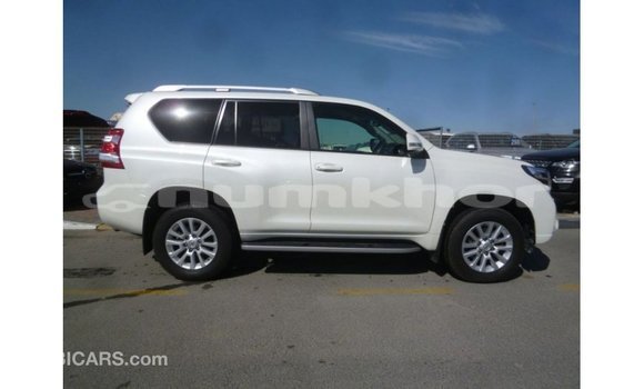 Buy Import Toyota Prado White Car in Import - Dubai in Bumthang Buy Import Toyota Prado White Car in Import - Dubai in Bumthang