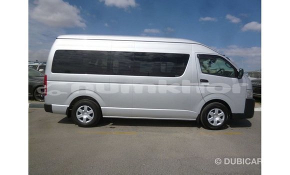 Buy Import Toyota Hiace Other Car in Import - Dubai in Bumthang Buy Import Toyota Hiace Other Car in Import - Dubai in Bumthang