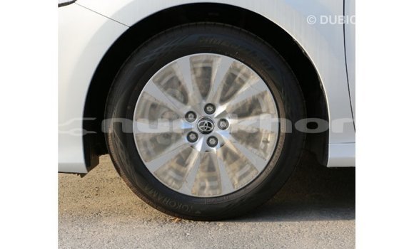 Buy Import Toyota Camry White Car in Import - Dubai in Bumthang Buy Import Toyota Camry White Car in Import - Dubai in Bumthang
