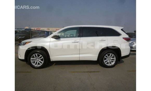 Buy Import Toyota Kluger White Car in Import - Dubai in Bumthang Buy Import Toyota Kluger White Car in Import - Dubai in Bumthang