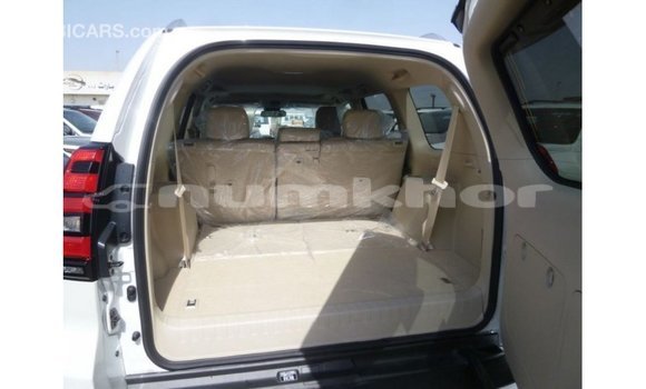 Buy Import Toyota Prado White Car in Import - Dubai in Bumthang Buy Import Toyota Prado White Car in Import - Dubai in Bumthang