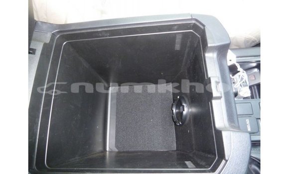 Buy Import Toyota Prado Other Car in Import - Dubai in Bumthang Buy Import Toyota Prado Other Car in Import - Dubai in Bumthang