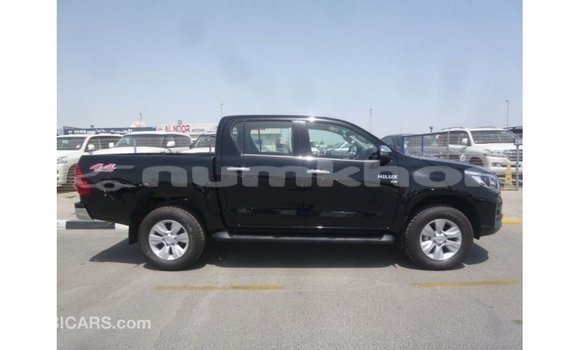 Buy Import Toyota Hilux Black Car in Import - Dubai in Bumthang Buy Import Toyota Hilux Black Car in Import - Dubai in Bumthang