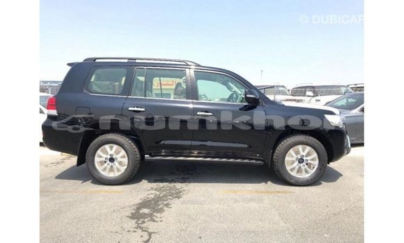 Buy Import Toyota Land Cruiser Black Car in Import - Dubai in Bumthang Buy Import Toyota Land Cruiser Black Car in Import - Dubai in Bumthang