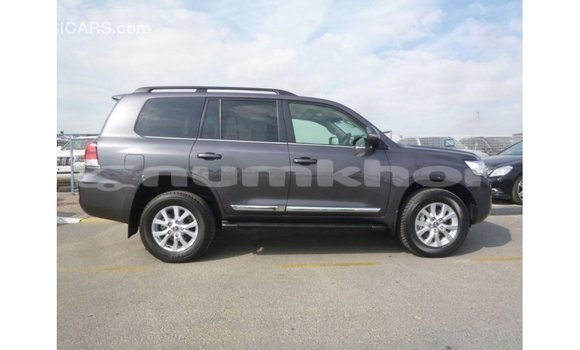 Buy Import Toyota Land Cruiser Other Car in Import - Dubai in Bumthang Buy Import Toyota Land Cruiser Other Car in Import - Dubai in Bumthang