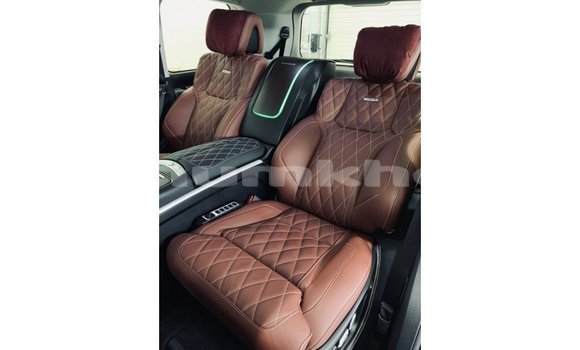 Buy Import Toyota Land Cruiser Black Car in Import - Dubai in Bumthang Buy Import Toyota Land Cruiser Black Car in Import - Dubai in Bumthang