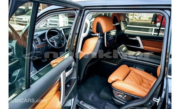 Buy Import Toyota Land Cruiser Black Car in Import - Dubai in Bumthang Buy Import Toyota Land Cruiser Black Car in Import - Dubai in Bumthang