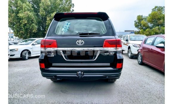 Buy Import Toyota Land Cruiser Black Car in Import - Dubai in Bumthang Buy Import Toyota Land Cruiser Black Car in Import - Dubai in Bumthang
