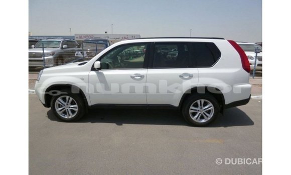 Buy Import Nissan Evalia White Truck in Import - Dubai in Bumthang Buy Import Nissan Evalia White Truck in Import - Dubai in Bumthang