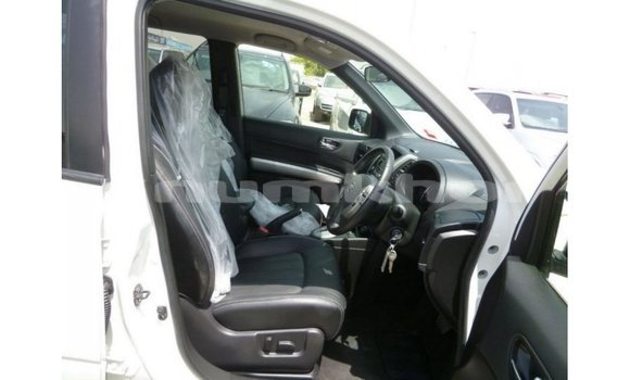 Buy Import Nissan Evalia White Truck in Import - Dubai in Bumthang Buy Import Nissan Evalia White Truck in Import - Dubai in Bumthang