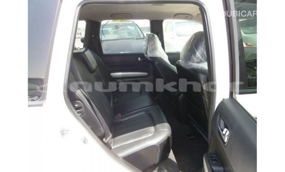 Buy Import Nissan Evalia White Truck in Import - Dubai in Bumthang Buy Import Nissan Evalia White Truck in Import - Dubai in Bumthang