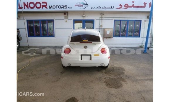 Buy Import Volkswagen Beetle White Car in Import - Dubai in Bumthang Buy Import Volkswagen Beetle White Car in Import - Dubai in Bumthang