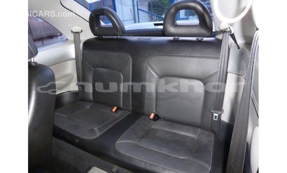 Buy Import Volkswagen Beetle White Car in Import - Dubai in Bumthang Buy Import Volkswagen Beetle White Car in Import - Dubai in Bumthang