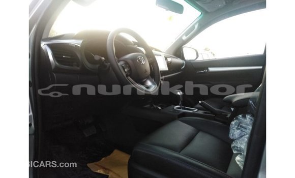 Buy Import Toyota Hilux Other Car in Import - Dubai in Bumthang Buy Import Toyota Hilux Other Car in Import - Dubai in Bumthang