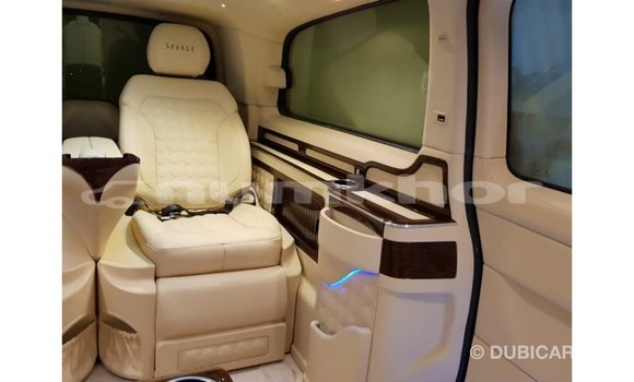 Buy Import Mercedes-Benz 250 Black Car in Import - Dubai in Bumthang Buy Import Mercedes-Benz 250 Black Car in Import - Dubai in Bumthang