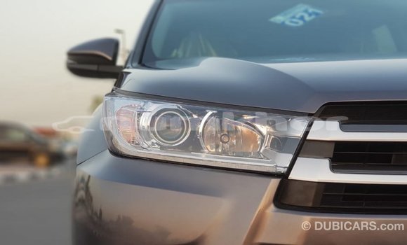 Buy Import Toyota Highlander Other Car in Import - Dubai in Bumthang Buy Import Toyota Highlander Other Car in Import - Dubai in Bumthang