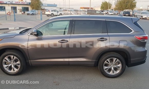 Buy Import Toyota Highlander Other Car in Import - Dubai in Bumthang Buy Import Toyota Highlander Other Car in Import - Dubai in Bumthang