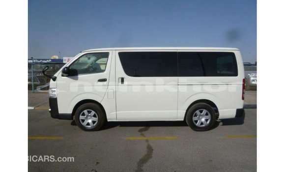 Buy Import Toyota Hiace White Car in Import - Dubai in Bumthang Buy Import Toyota Hiace White Car in Import - Dubai in Bumthang