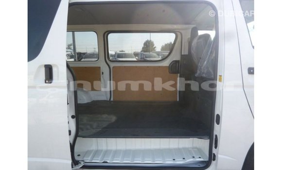 Buy Import Toyota Hiace White Car in Import - Dubai in Bumthang Buy Import Toyota Hiace White Car in Import - Dubai in Bumthang