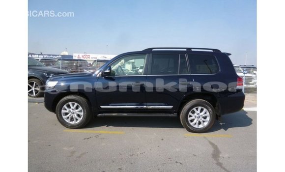 Buy Import Toyota Land Cruiser Blue Car in Import - Dubai in Bumthang Buy Import Toyota Land Cruiser Blue Car in Import - Dubai in Bumthang