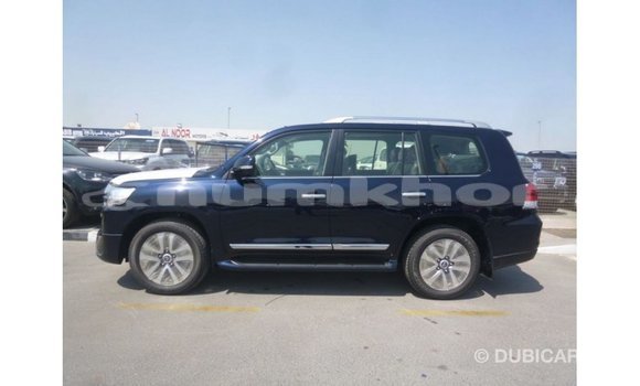 Buy Import Toyota Land Cruiser Blue Car in Import - Dubai in Bumthang Buy Import Toyota Land Cruiser Blue Car in Import - Dubai in Bumthang
