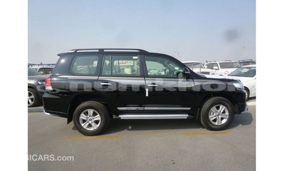 Buy Import Toyota Land Cruiser Black Car in Import - Dubai in Bumthang Buy Import Toyota Land Cruiser Black Car in Import - Dubai in Bumthang