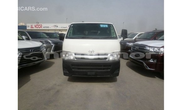 Buy Import Toyota Hiace White Car in Import - Dubai in Bumthang Buy Import Toyota Hiace White Car in Import - Dubai in Bumthang