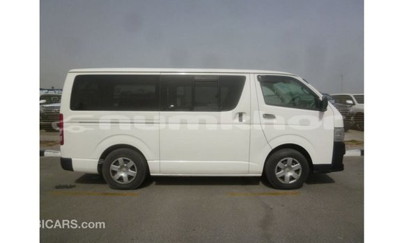 Buy Import Toyota Hiace White Car in Import - Dubai in Bumthang Buy Import Toyota Hiace White Car in Import - Dubai in Bumthang
