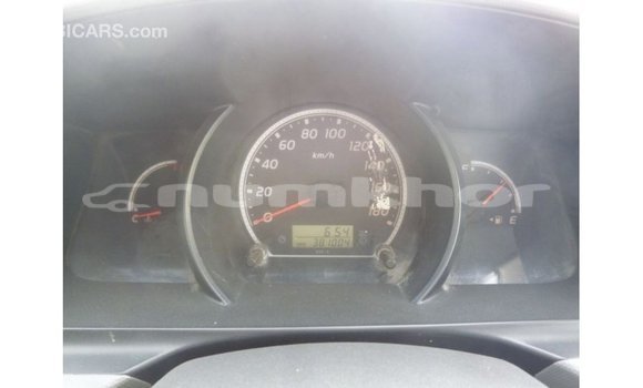 Buy Import Toyota Hiace White Car in Import - Dubai in Bumthang Buy Import Toyota Hiace White Car in Import - Dubai in Bumthang