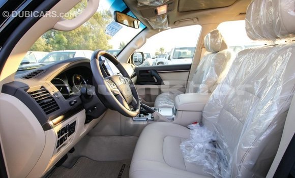 Buy Import Toyota Land Cruiser Black Car in Import - Dubai in Bumthang Buy Import Toyota Land Cruiser Black Car in Import - Dubai in Bumthang