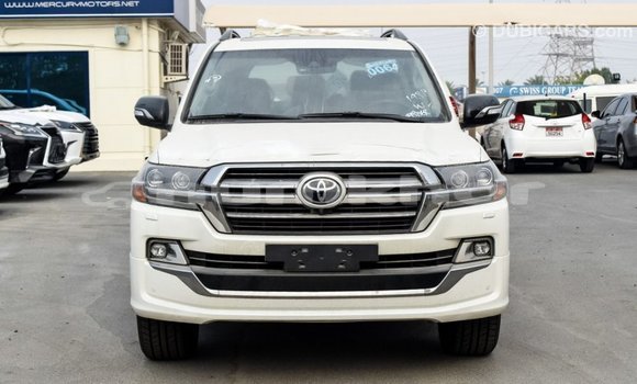 Buy Import Toyota Land Cruiser Black Car in Import - Dubai in Bumthang Buy Import Toyota Land Cruiser Black Car in Import - Dubai in Bumthang