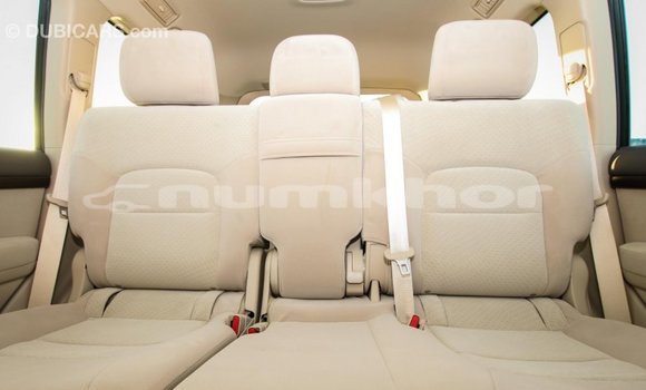Buy Import Toyota Land Cruiser White Car in Import - Dubai in Bumthang Buy Import Toyota Land Cruiser White Car in Import - Dubai in Bumthang
