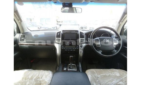Buy Import Toyota Land Cruiser Other Car in Import - Dubai in Bumthang Buy Import Toyota Land Cruiser Other Car in Import - Dubai in Bumthang
