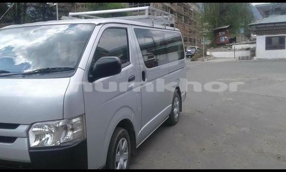 Buy Used Toyota Hiace Silver Car in Thimphu in Timphu