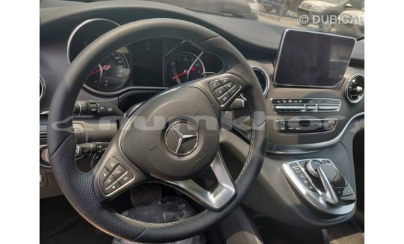 Buy Import Mercedes-Benz 250 Black Car in Import - Dubai in Bumthang Buy Import Mercedes-Benz 250 Black Car in Import - Dubai in Bumthang