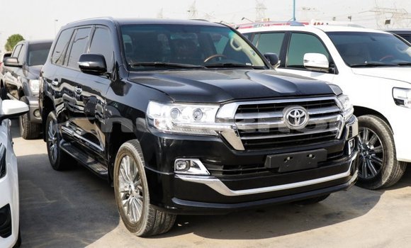 Buy Import Toyota Land Cruiser Black Car in Import - Dubai in Bumthang Buy Import Toyota Land Cruiser Black Car in Import - Dubai in Bumthang