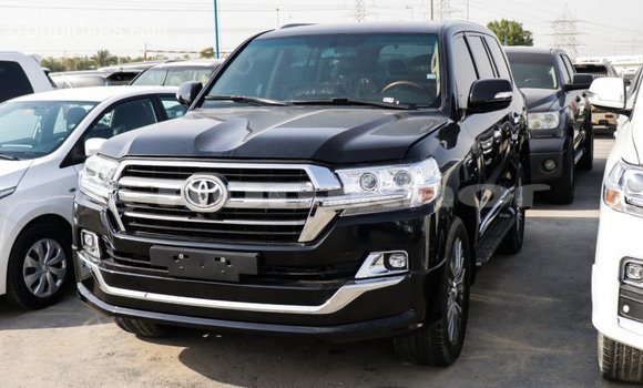 Buy Import Toyota Land Cruiser Black Car in Import - Dubai in Bumthang Buy Import Toyota Land Cruiser Black Car in Import - Dubai in Bumthang