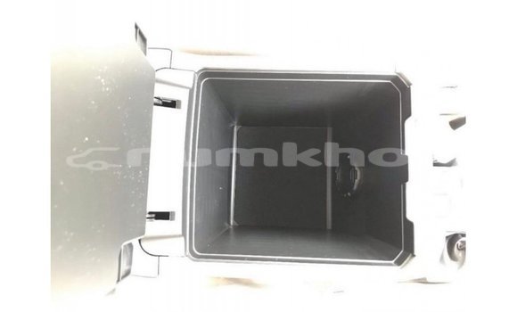 Buy Import Toyota Prado Brown Car in Import - Dubai in Bumthang Buy Import Toyota Prado Brown Car in Import - Dubai in Bumthang