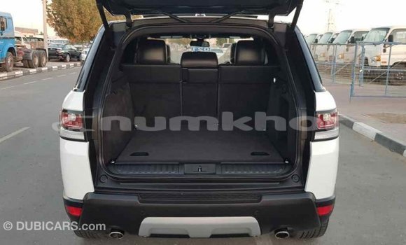 Buy Import Land Rover Range Rover White Car in Import - Dubai in Bumthang Buy Import Land Rover Range Rover White Car in Import - Dubai in Bumthang