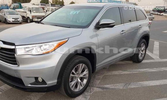 Buy Import Toyota Highlander Other Car in Import - Dubai in Bumthang Buy Import Toyota Highlander Other Car in Import - Dubai in Bumthang