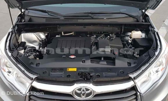 Buy Import Toyota Highlander Other Car in Import - Dubai in Bumthang Buy Import Toyota Highlander Other Car in Import - Dubai in Bumthang