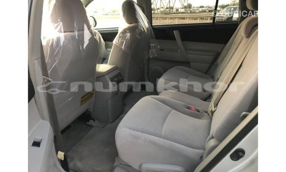 Buy Import Toyota Highlander Other Car in Import - Dubai in Bumthang Buy Import Toyota Highlander Other Car in Import - Dubai in Bumthang