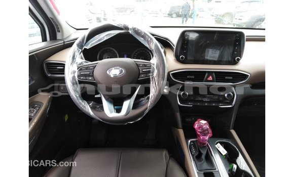 Buy Import Hyundai Santa Fe White Car in Import - Dubai in Bumthang Buy Import Hyundai Santa Fe White Car in Import - Dubai in Bumthang